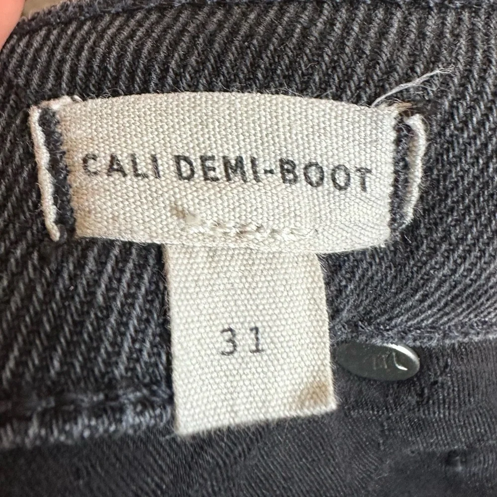 Madewell Cali Demi-Boot Jeans in Starkey Wash - Picture 7 of 10